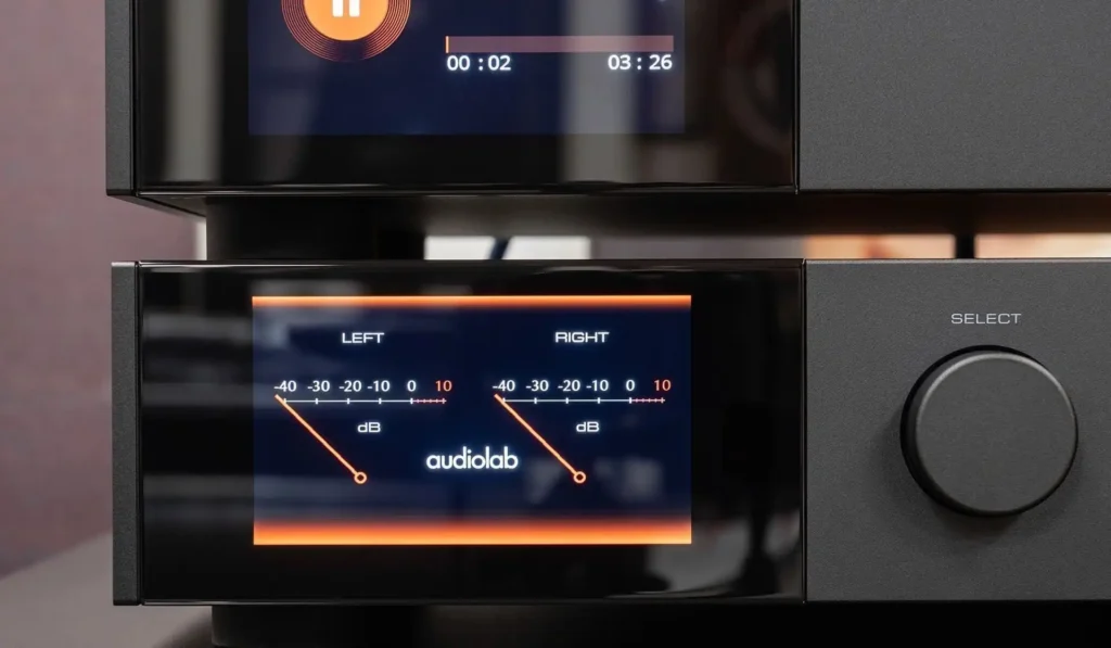 A closer Look of display of both Audiolab 9000A Amplifier and 9000CDT CD Transport