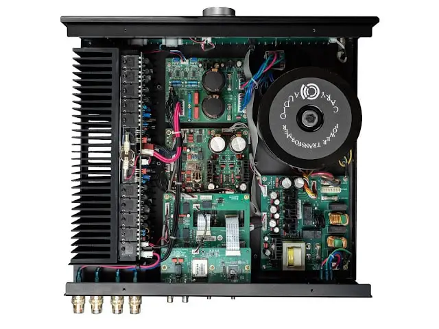 A closer inside look of Cary Audio SI-300.2d DAC Amplifier