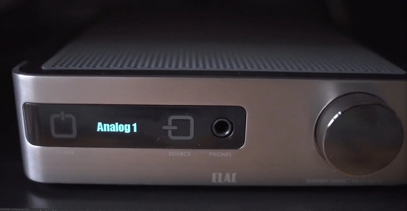 Elac EA101EQ-G Review: A Powerful DAC-integrated amplifier