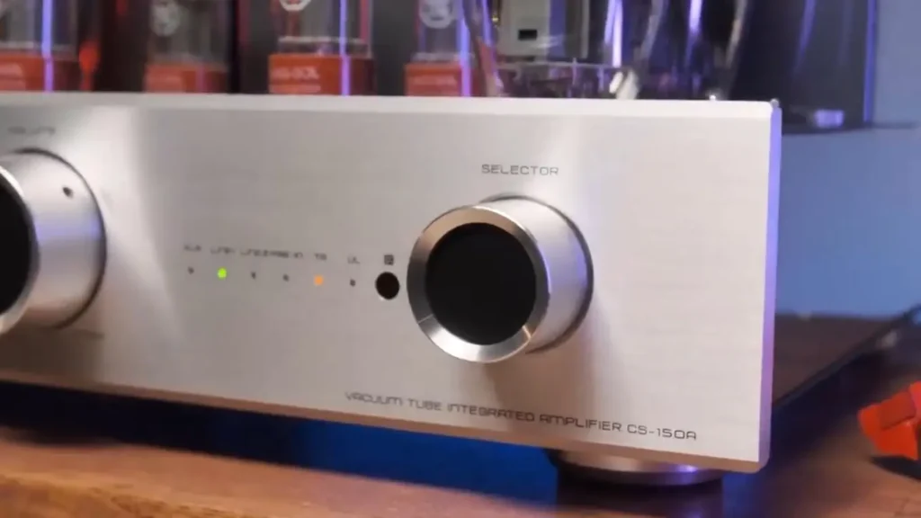 A-closer-at-Cayin-CS-150A-Stereo-Amplifier-Controlers