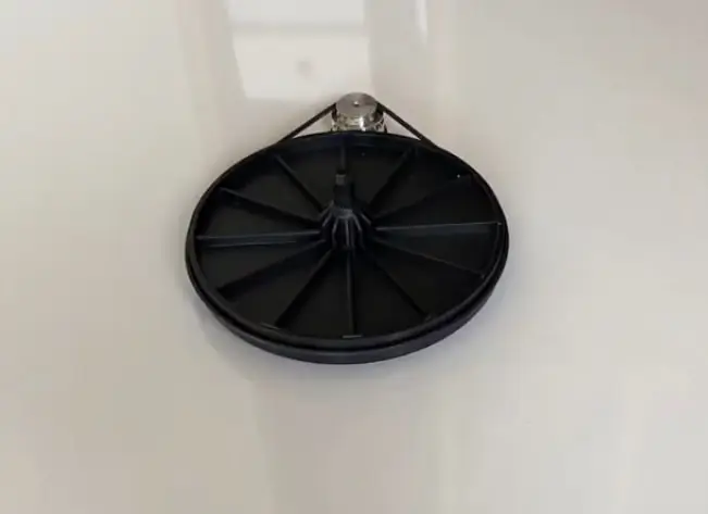 Rega Planar 1 rotating plate