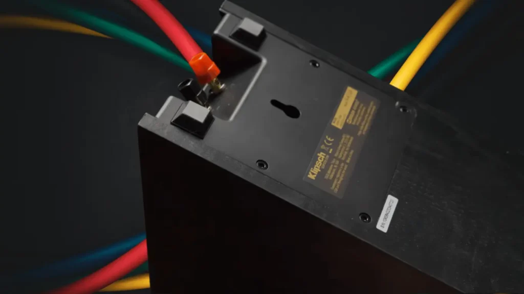 A Closer Look of Klipsch R-41SA Speaker Terminals