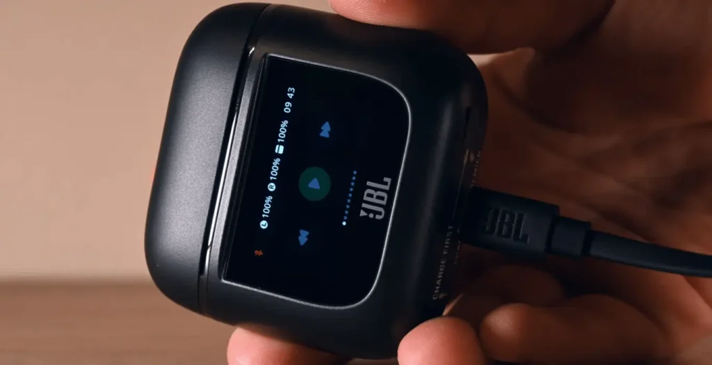 A closer look of case with Battery indicator of Jbl Tour Pro 2