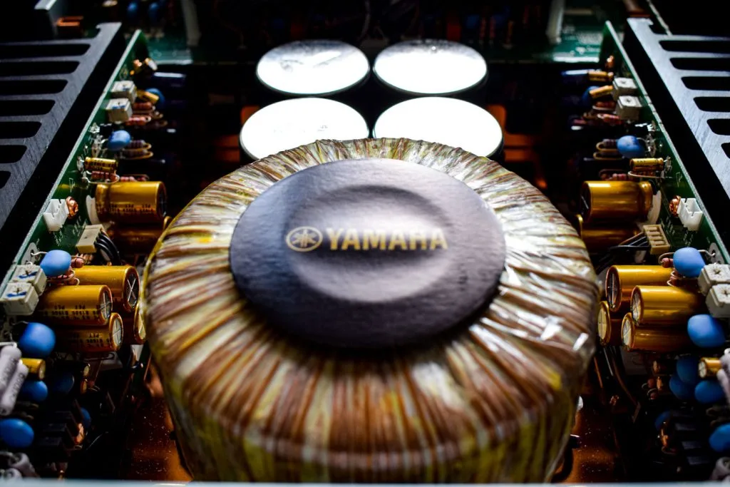 Yamaha A-S3200 inner look