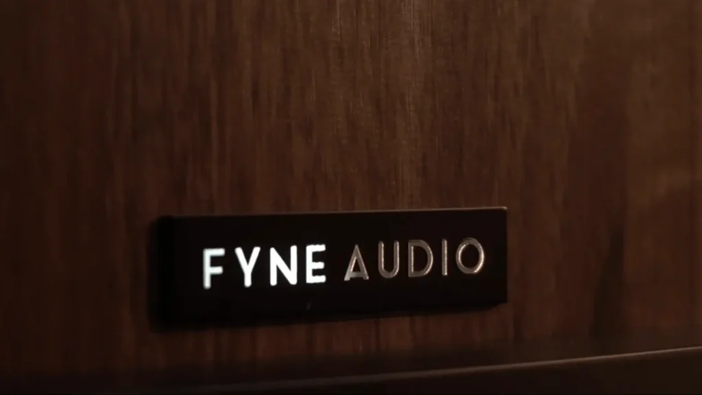 Fyne Audio F302