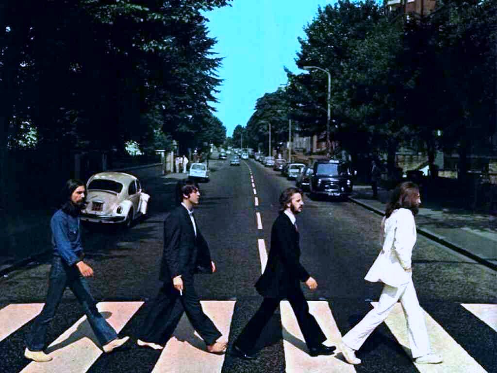 Abbey Road by The Beatles on number 3 in the list of best vinyl record albums 2026
