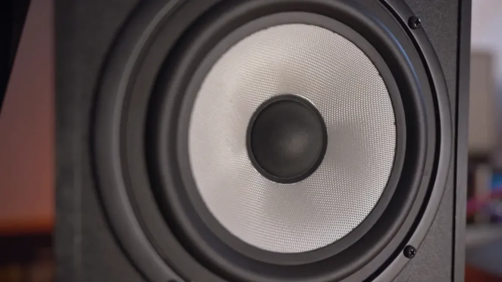 Pylon Audio Pearl 27