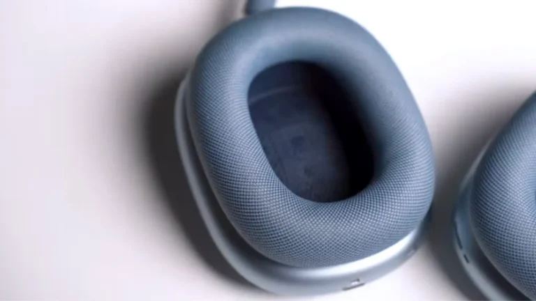 apple AirPods max review 2026