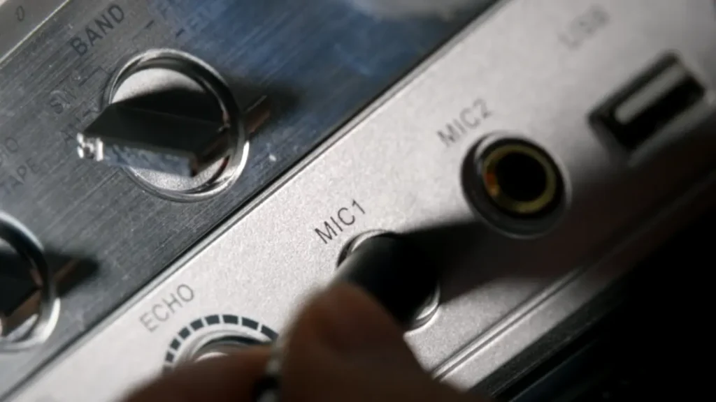 A Closer Look of Bumpboxx BB-777 Mic terminal