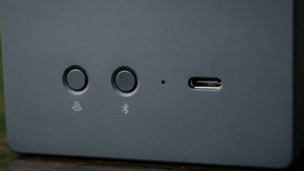 A Closer Look of CMF Speaker M back buttons