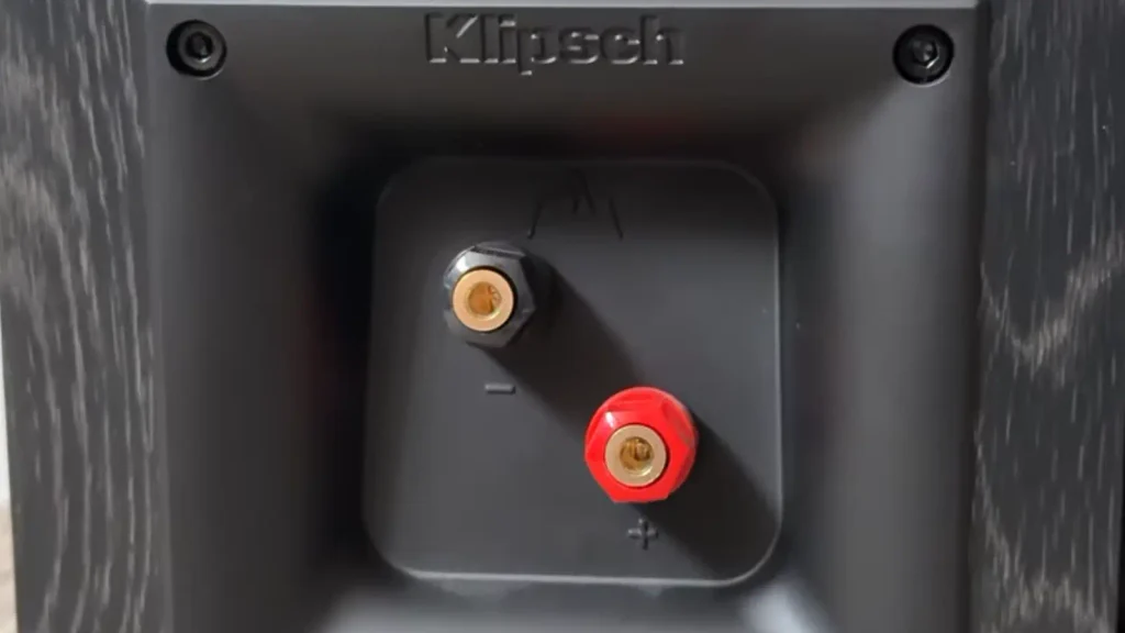 A Closer Look of Klipsch RP-400M  