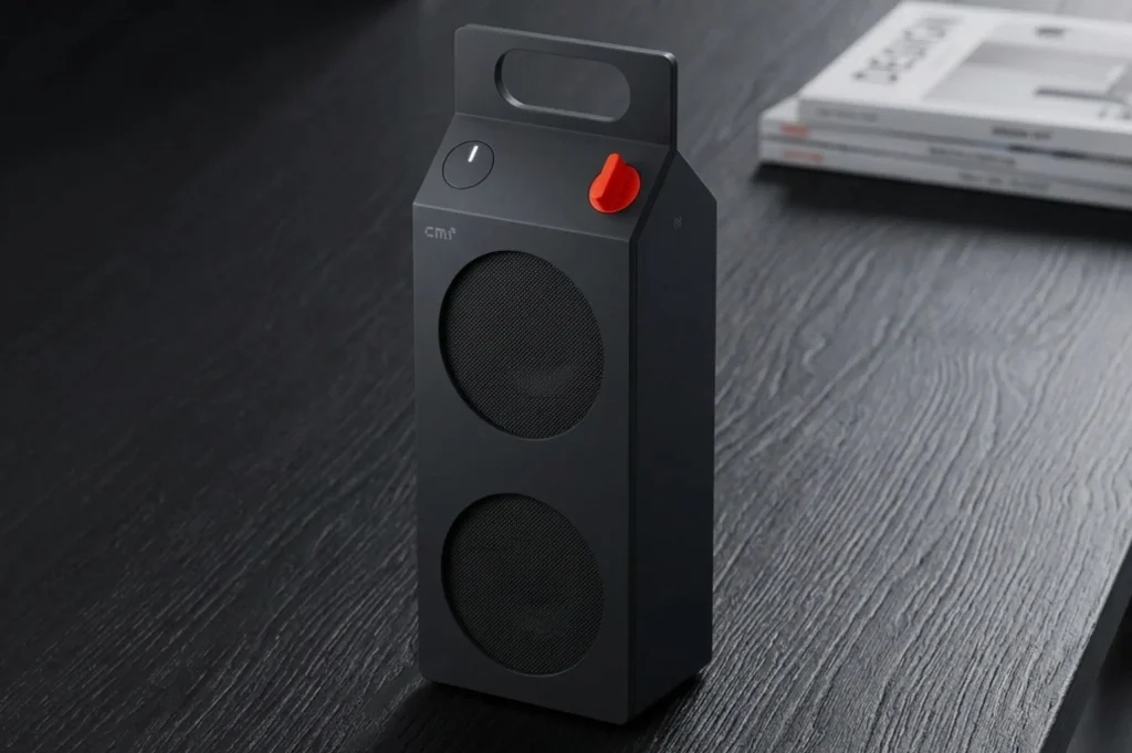 Closer look of CMF speaker M